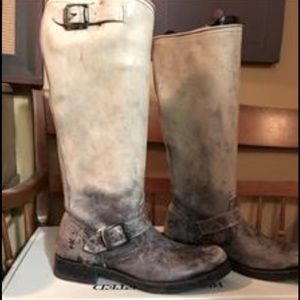 Woman’s 7.5B Frye Veronica slouch,leather boots